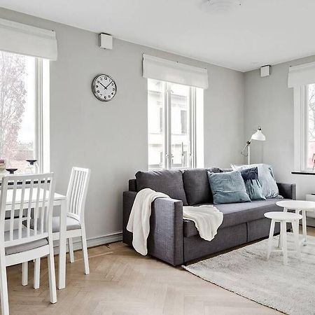 Bright Apartment In Park Environment ルンド エクステリア 写真