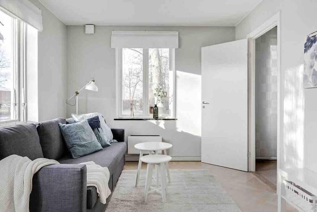 Bright Apartment In Park Environment ルンド エクステリア 写真