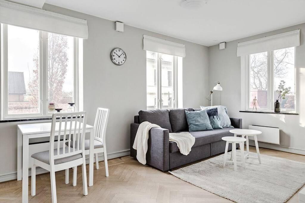 Bright Apartment In Park Environment ルンド エクステリア 写真